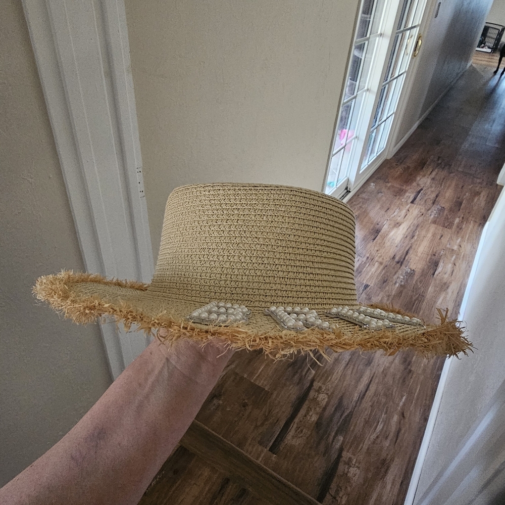 Bride hat - Picture 2 of 3
